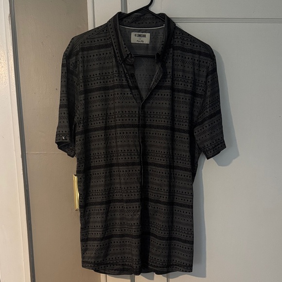 Linksoul Black Casual Shirt - Picture 1 of 3